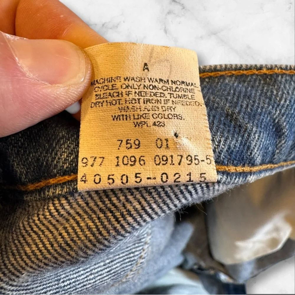 Vintage Levi’s 1996 Orange‎ Tab Men’s Faded Blue Jeans 38x30 505 Reg Straight